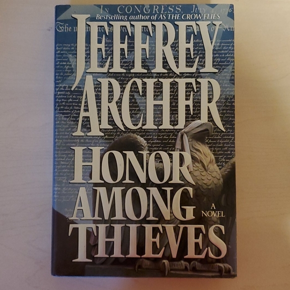 Honor Among Thieves by Jeffrey Archer - Picture 1 of 2